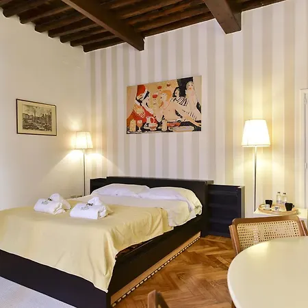P-suite Plaza Apartment Rome