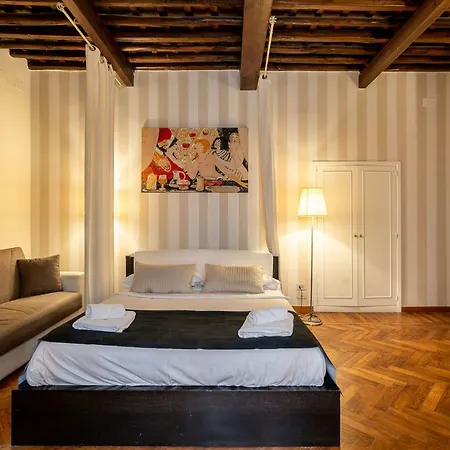P-suite Plaza Apartment Rome